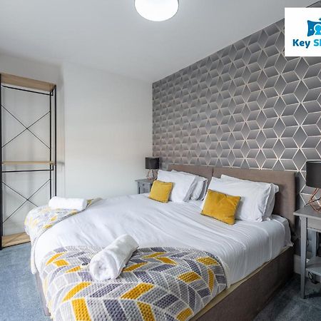 Five Bedroom Spacious Modern House By Keysleeps Short Lets Workington Lake District Beach Экстерьер фото