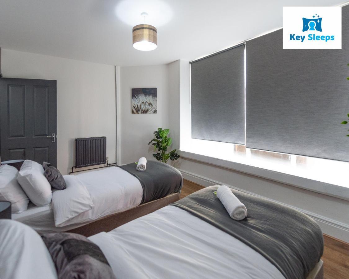 Five Bedroom Spacious Modern House By Keysleeps Short Lets Workington Lake District Beach Экстерьер фото
