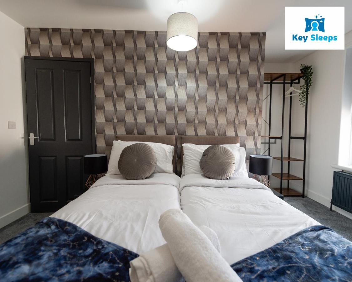 Five Bedroom Spacious Modern House By Keysleeps Short Lets Workington Lake District Beach Экстерьер фото